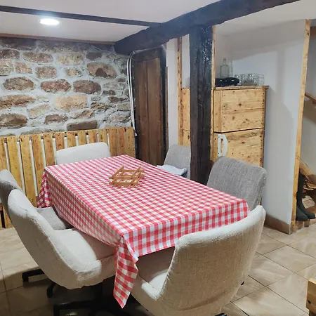 Case de vacanță Antic