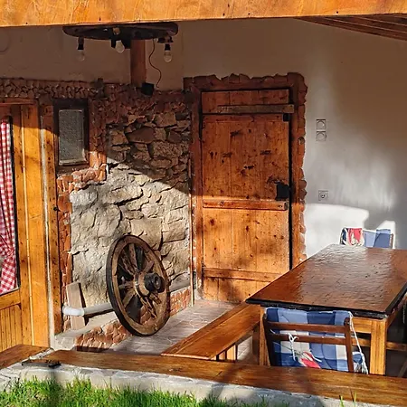 Case de vacanță Antic Pirot